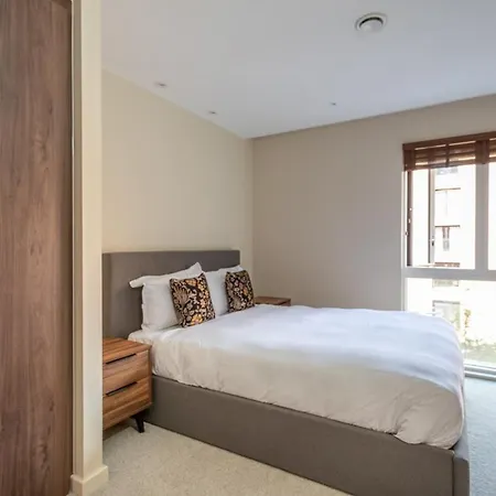 Kings Apartments, Hudson Quarter * York