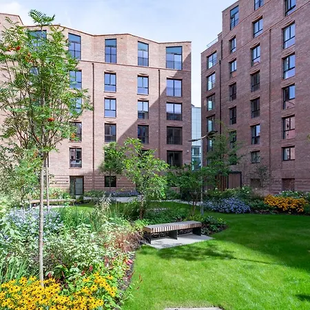 Kings Apartments, Hudson Quarter * York