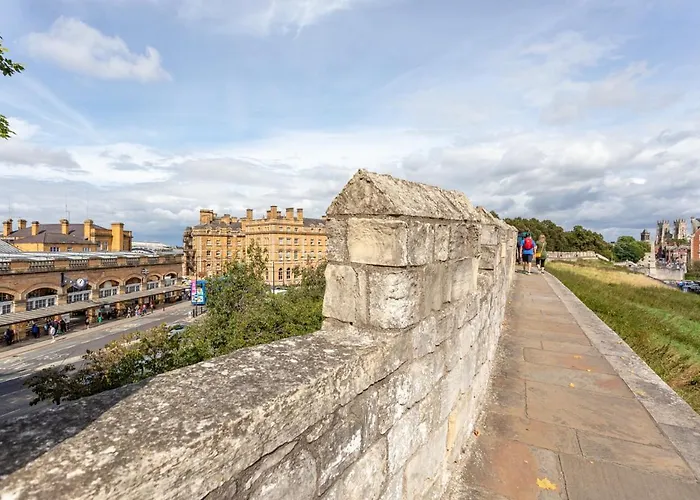 Kings Apartments, Hudson Quarter